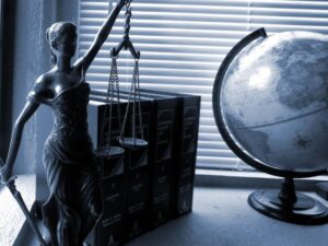 El papel clave de los abogados de extranjería en los trámites migratorios