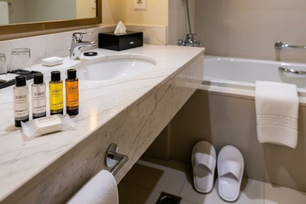 El partner ideal para amenities y suministros en el sector hotelero